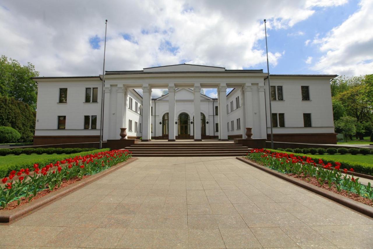 Vip Apartments Dipservice Hall Minsk Exterior foto