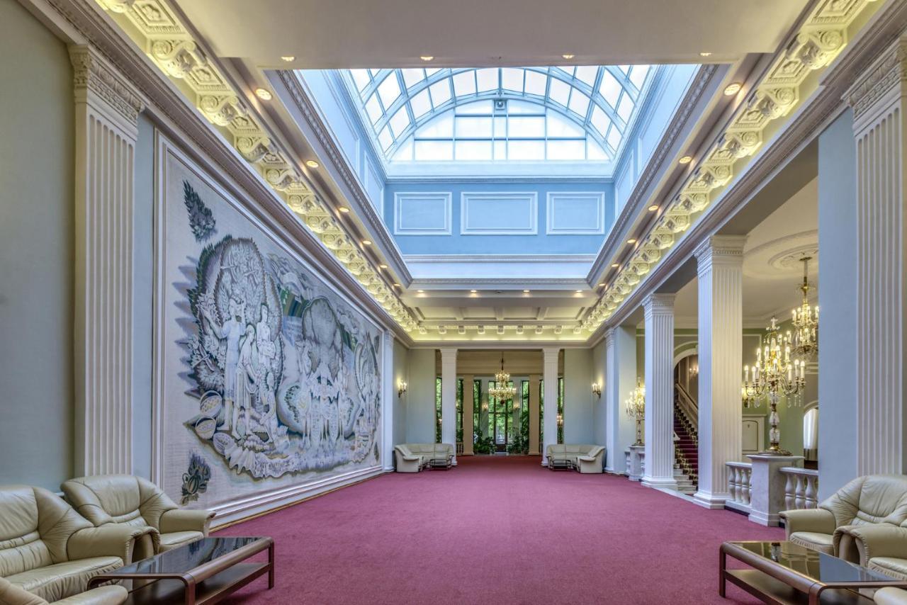 Vip Apartments Dipservice Hall Minsk Exterior foto