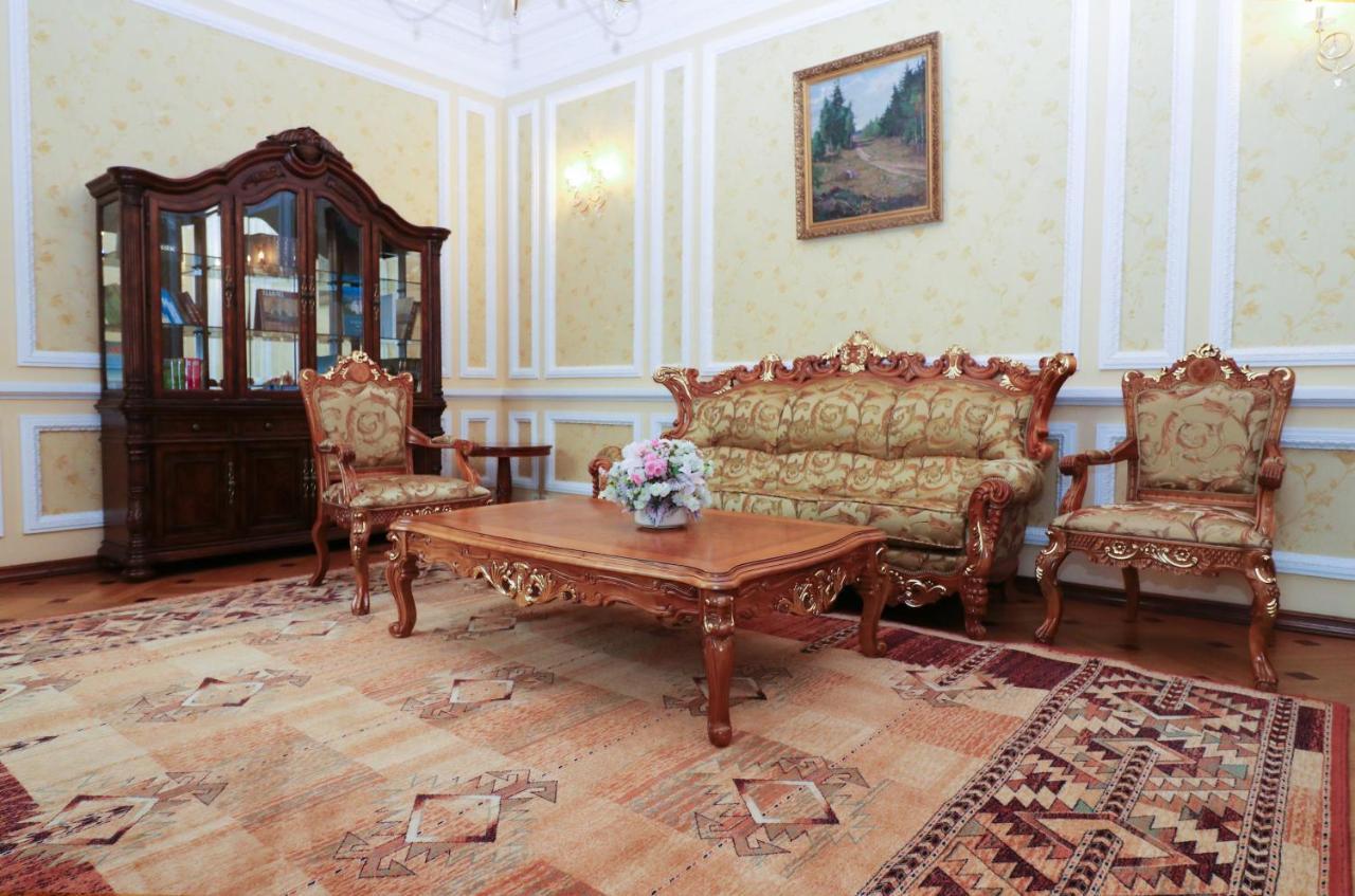 Vip Apartments Dipservice Hall Minsk Exterior foto
