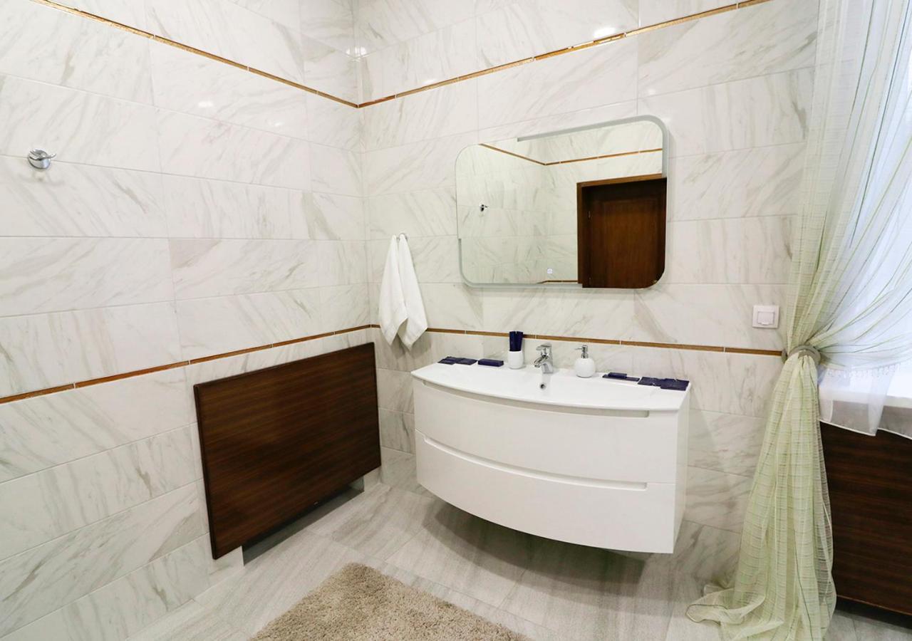 Vip Apartments Dipservice Hall Minsk Exterior foto